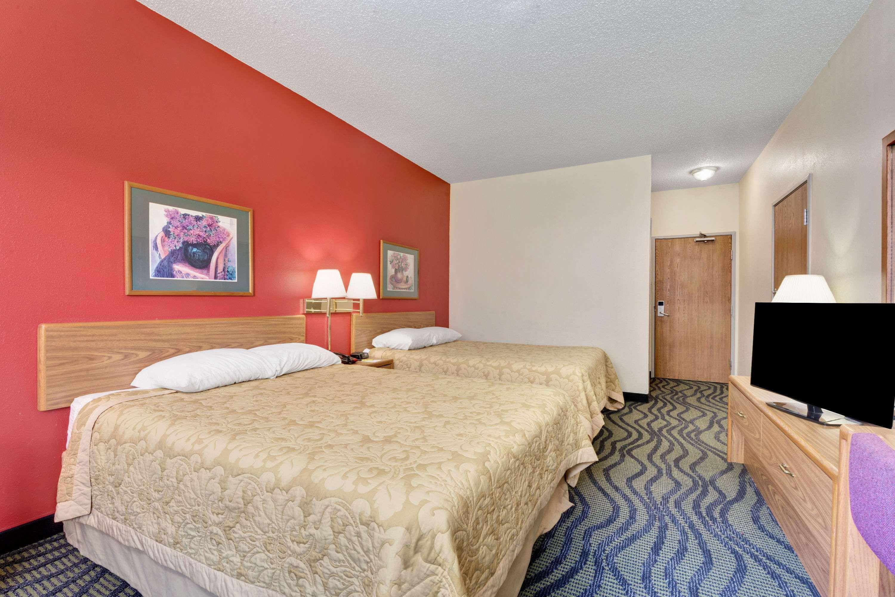 Super 8 By Wyndham Kokomo Extérieur photo