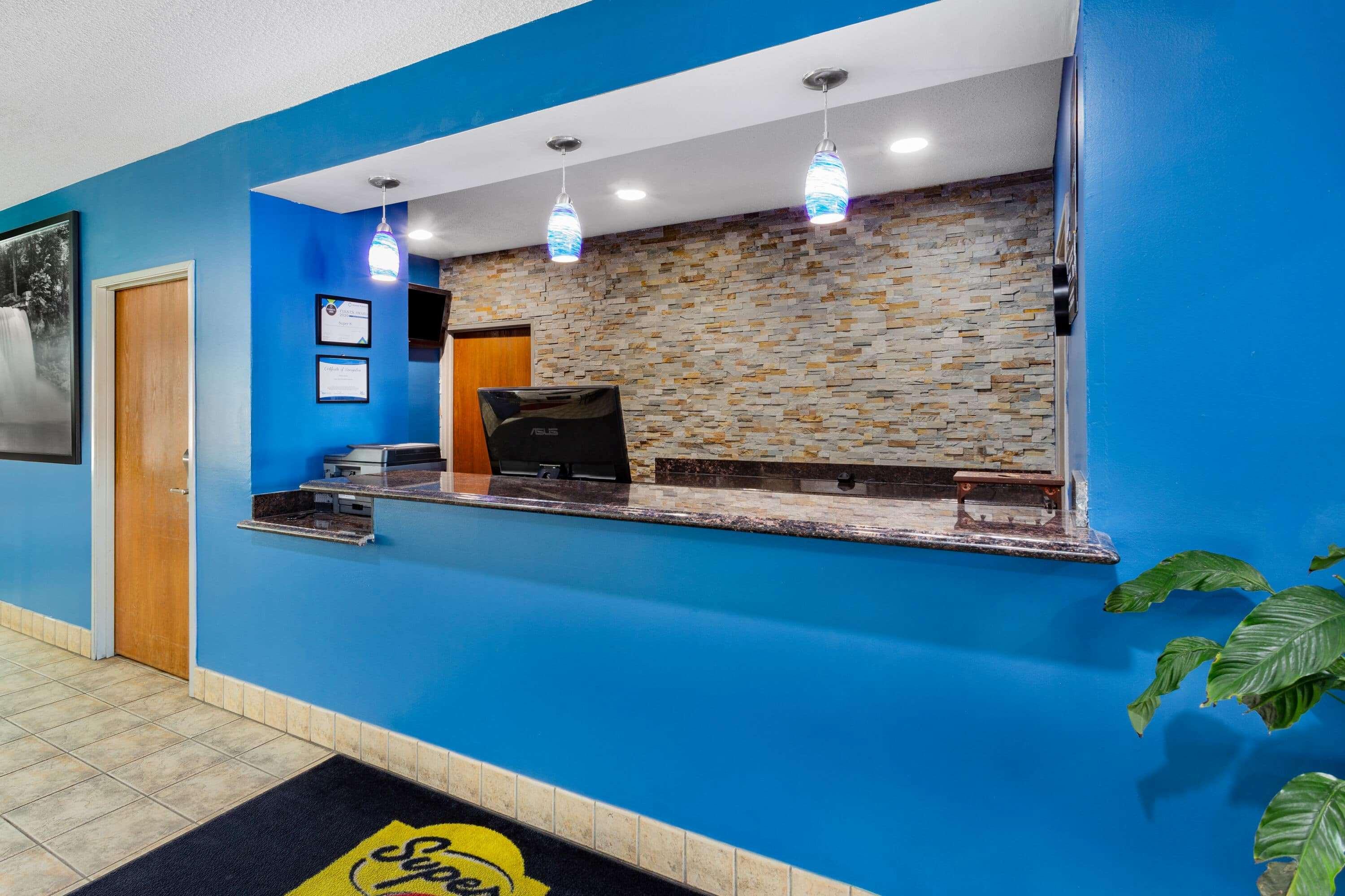 Super 8 By Wyndham Kokomo Extérieur photo