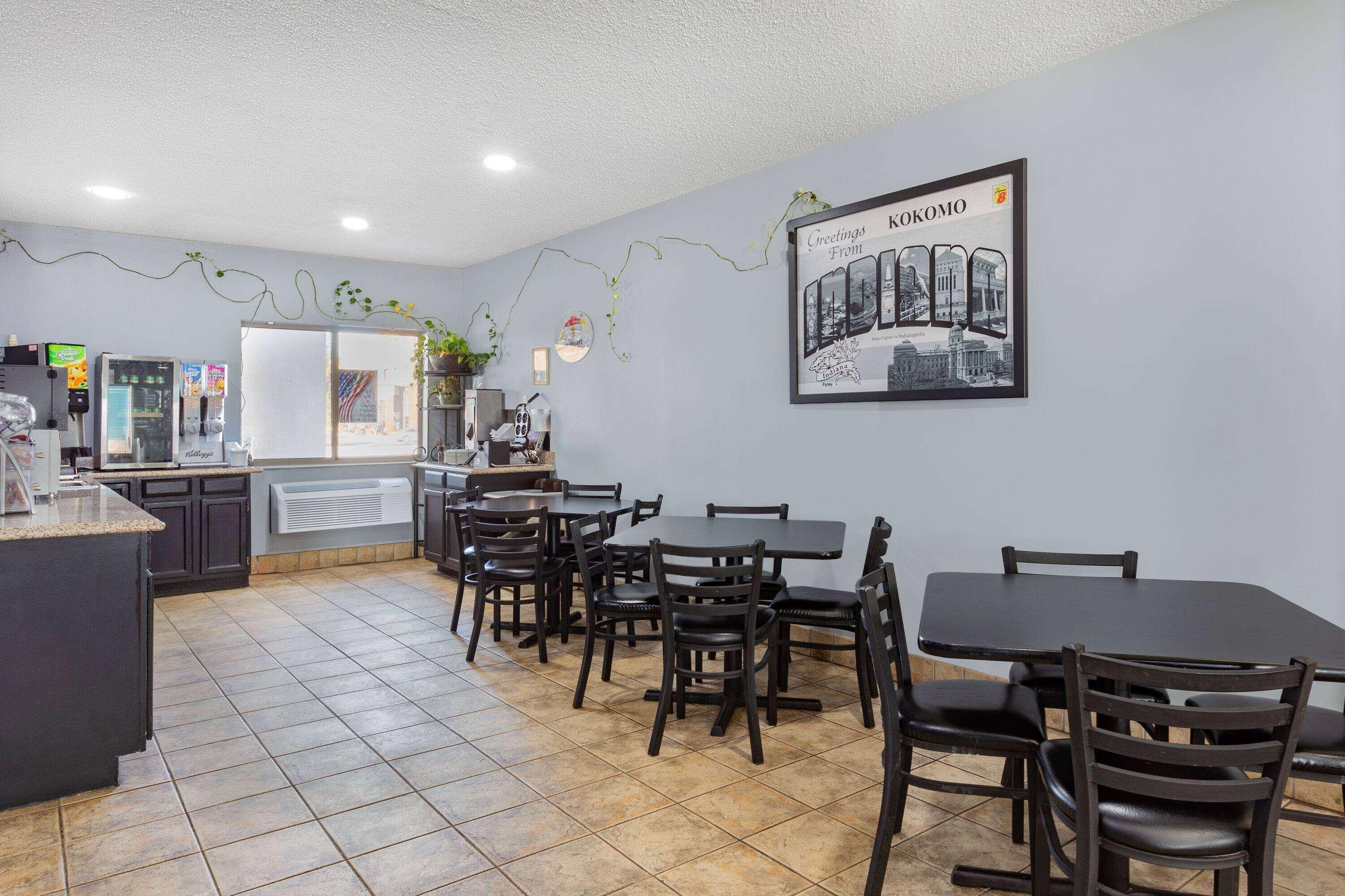 Super 8 By Wyndham Kokomo Extérieur photo