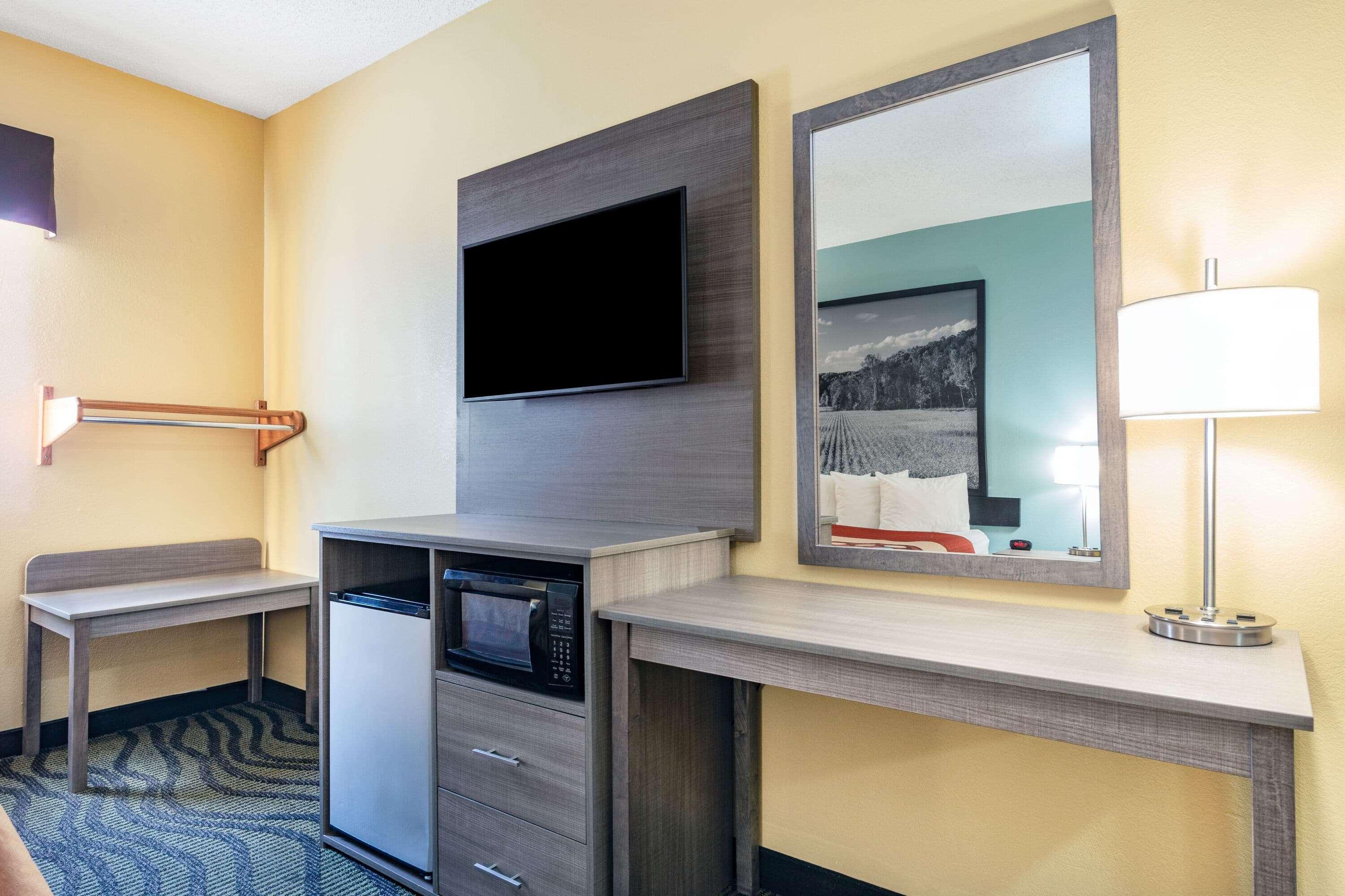 Super 8 By Wyndham Kokomo Extérieur photo