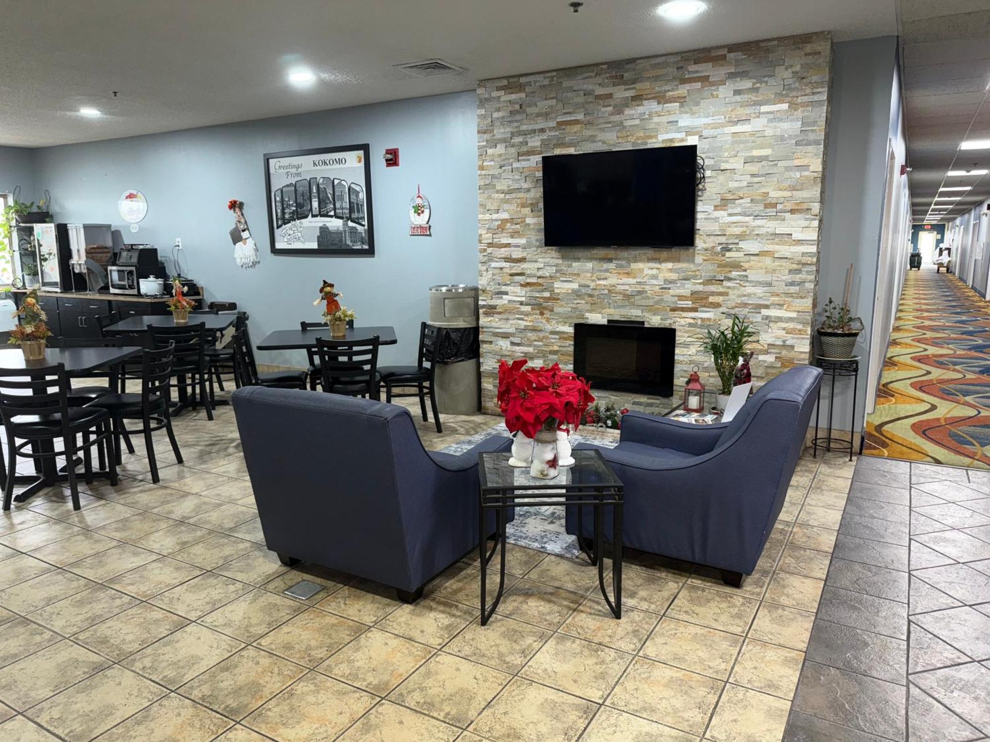 Super 8 By Wyndham Kokomo Extérieur photo